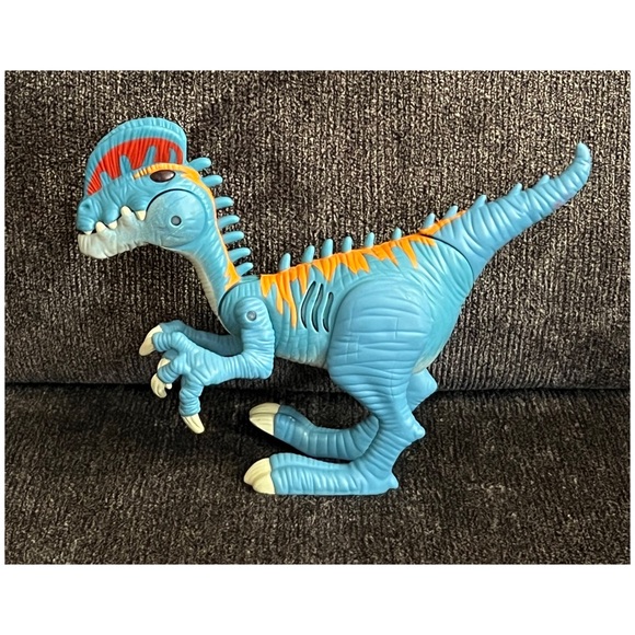 Jurassic World Hasbro Jw Sfx Dilophosaurus Toy - Picture 2 of 9